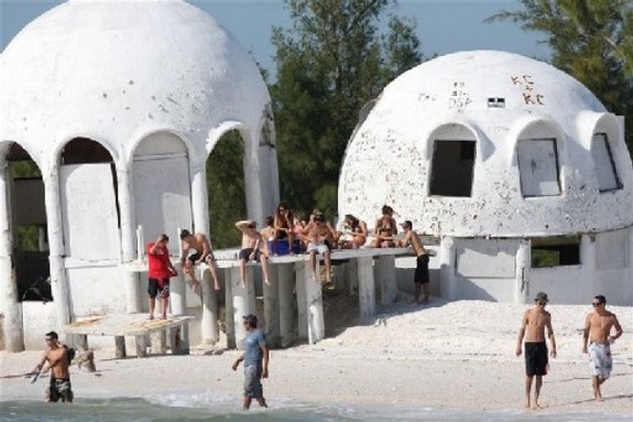 Forgotten Florida: 6 Amazing but Abandoned Places in the Sunshine State