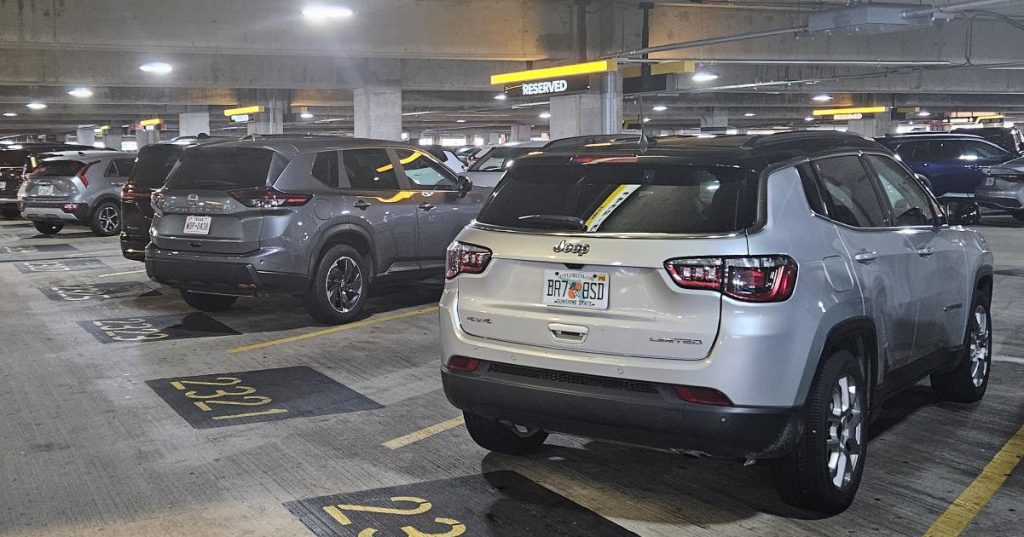 Florida motorway with speed limit signs showing new 2025 driving laws for UK visitors