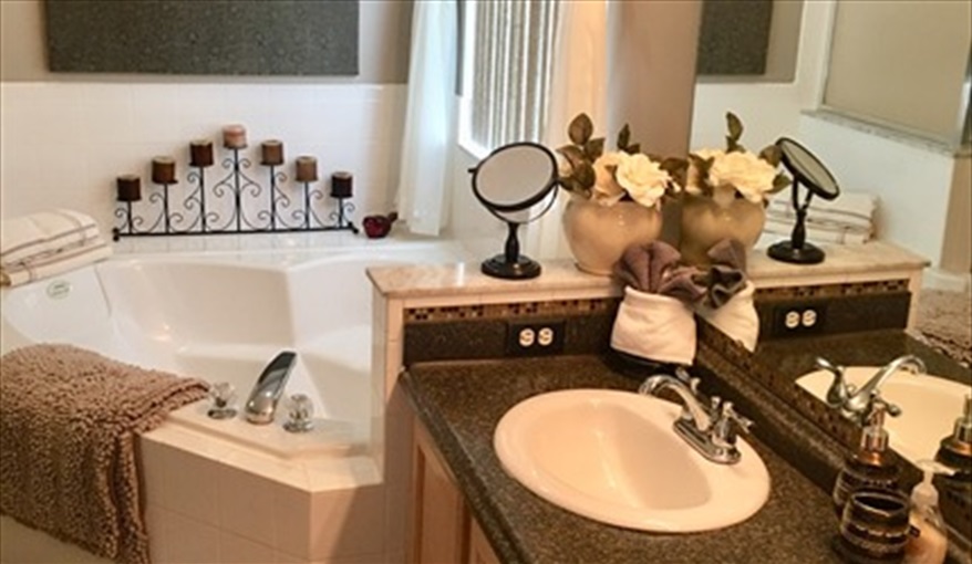 Villa Roughtallys in Lake Berkley Resort, Kissimmee, Orlando