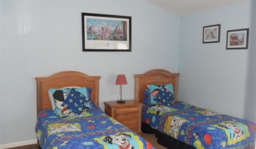  A fun Dalmatian themed Twin Bedroom 2.. Disney on Your Doorstep in Indian Creek, Kissimmee, Orlando
