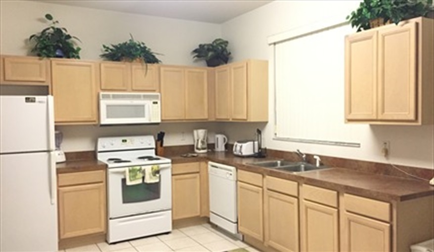 Kitchen. Tower Lake Vista - unoverlooked pool villa in Calabay Parc at Tower Lake, Haines City, Orlando