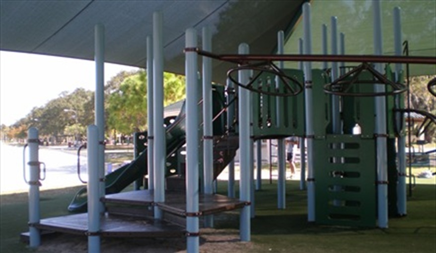 Play Area St Cloud Lake Front. FLORIDA HOME in Pine Chase Estates, St Cloud, Gulf Coast