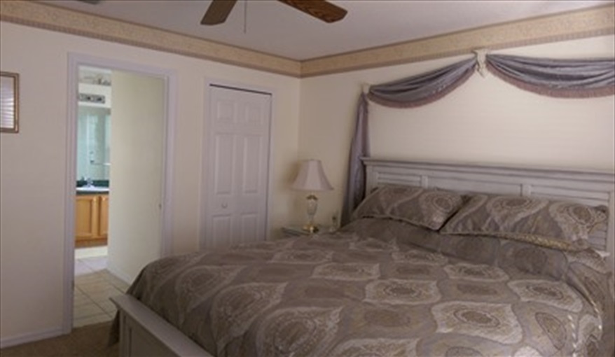 Upstairs King master suite. Winter Haven Villa in Lake Berkley Resort, Kissimmee, Orlando