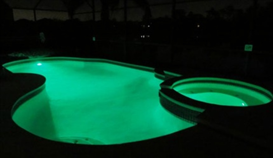 ... and by night.. Winter Haven Villa in Lake Berkley Resort, Kissimmee, Orlando