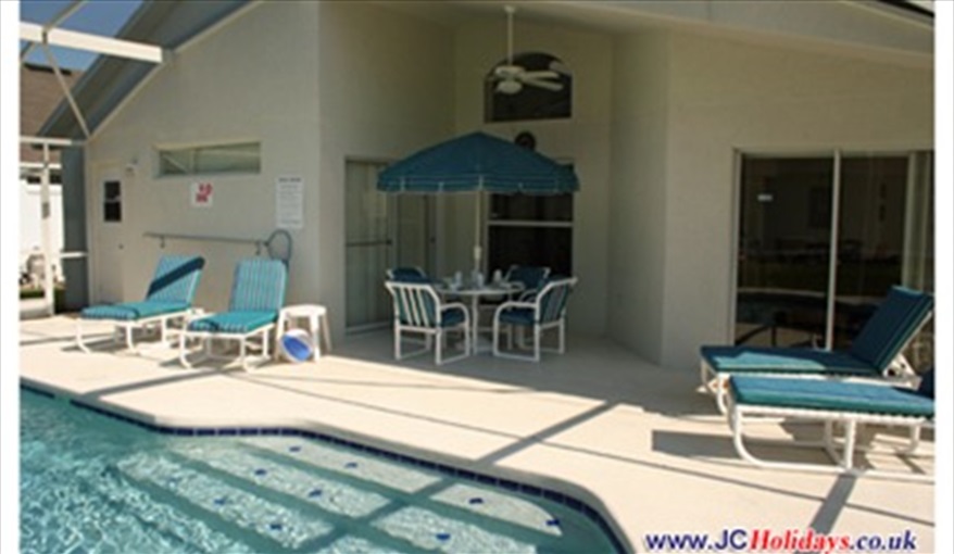 Covered lanai. JCHolidays in The Manors At Westridge, Davenport, Orlando