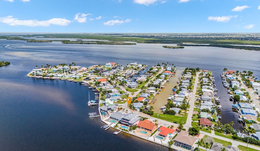 Villa Kokopelli Beach House - live the dream  in Cape Coral, Gulf Coast
