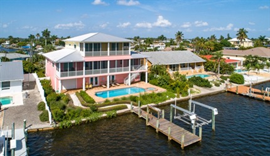Villa Kokopelli Beach House - live the dream  in Cape Coral, Cape Coral, Gulf Coast