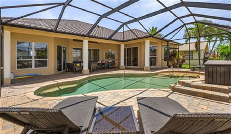 Villa Ocean Drive- where every day is simply extraordinary. in Cape Coral, Cape Coral, Gulf Coast