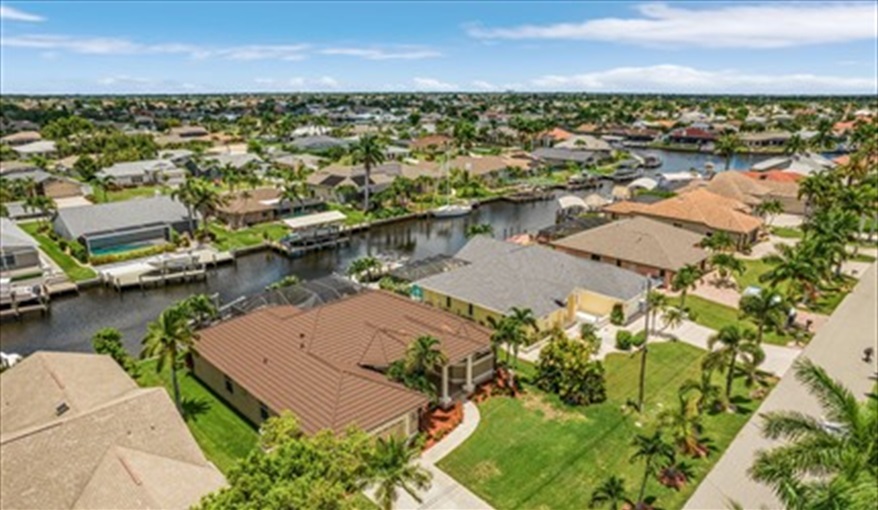 Villa Ocean Drive- where every day is simply extraordinary. in Cape Coral, Cape Coral, Gulf Coast