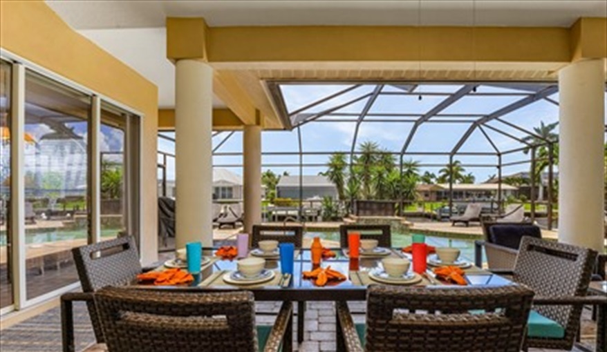 Villa Ocean Drive- where every day is simply extraordinary. in Cape Coral, Cape Coral, Gulf Coast