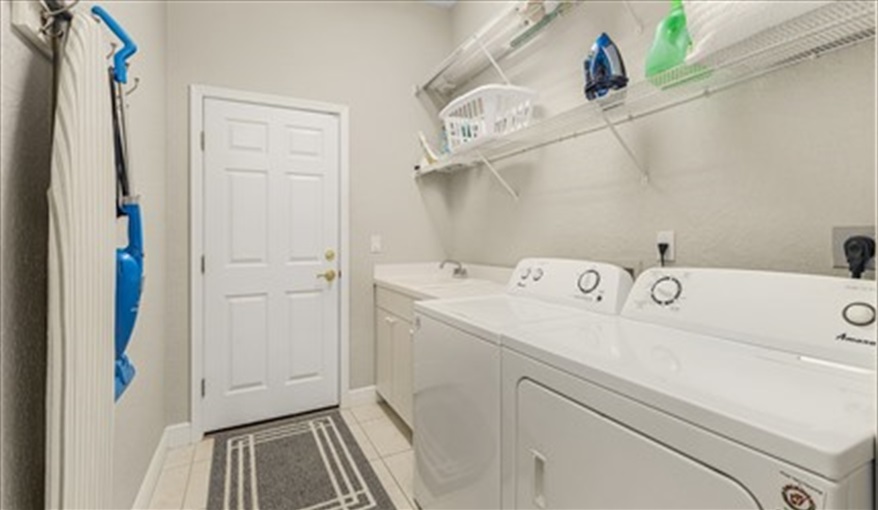 Villa Ocean Drive- where every day is simply extraordinary. in Cape Coral, Cape Coral, Gulf Coast