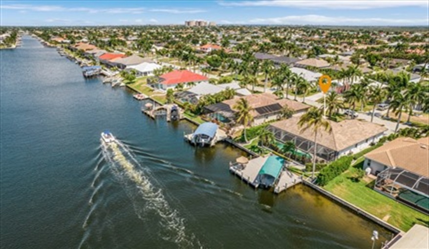 Villa Island House - close your eyes & imagine........ in Cape Coral, Cape Coral, Gulf Coast