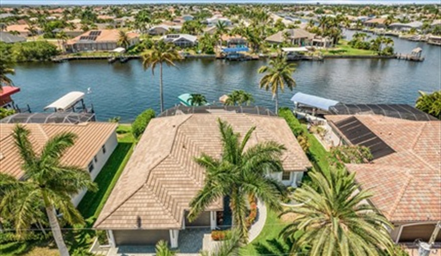 Villa Island House - close your eyes & imagine........ in Cape Coral, Cape Coral, Gulf Coast