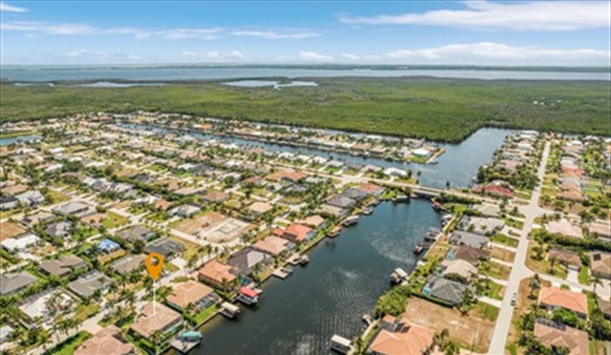 Villa Island House - close your eyes & imagine........ in Cape Coral, Cape Coral, Gulf Coast