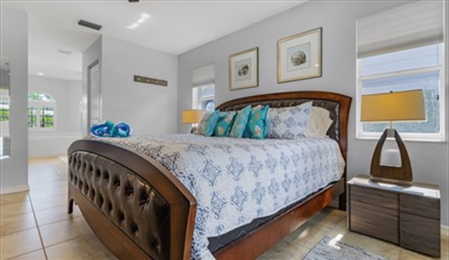Villa Key Largo - paradise has its own address. in Cape Coral, Cape Coral, Gulf Coast
