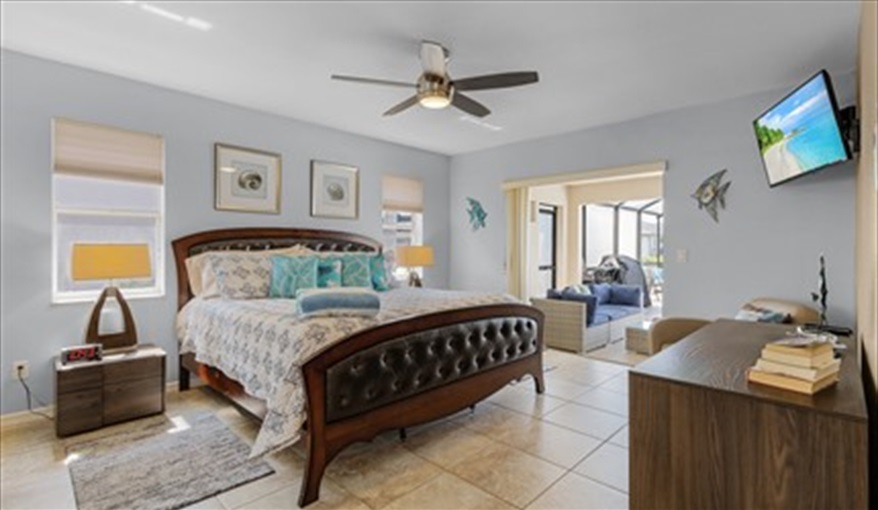Villa Key Largo - paradise has its own address. in Cape Coral, Cape Coral, Gulf Coast