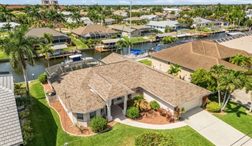 Villa Key Largo - paradise has its own address. in Cape Coral, Cape Coral, Gulf Coast