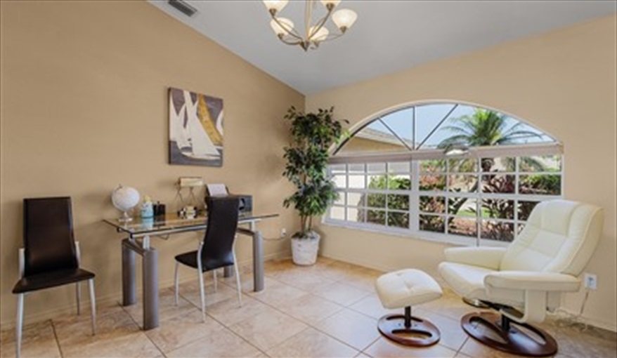 Villa Key Largo - paradise has its own address. in Cape Coral, Cape Coral, Gulf Coast