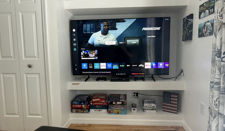 The Den - Smart 65" HD TV & Playstation 4 . Waterside in Eagle Pointe, Kissimmee, Orlando