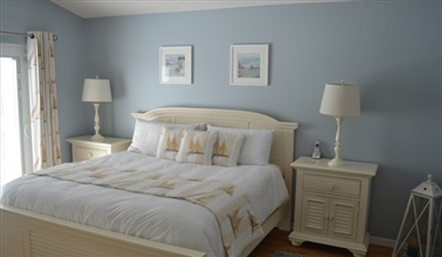Super King-sized Master Bedroom. Waterside in Eagle Pointe, Kissimmee, Orlando