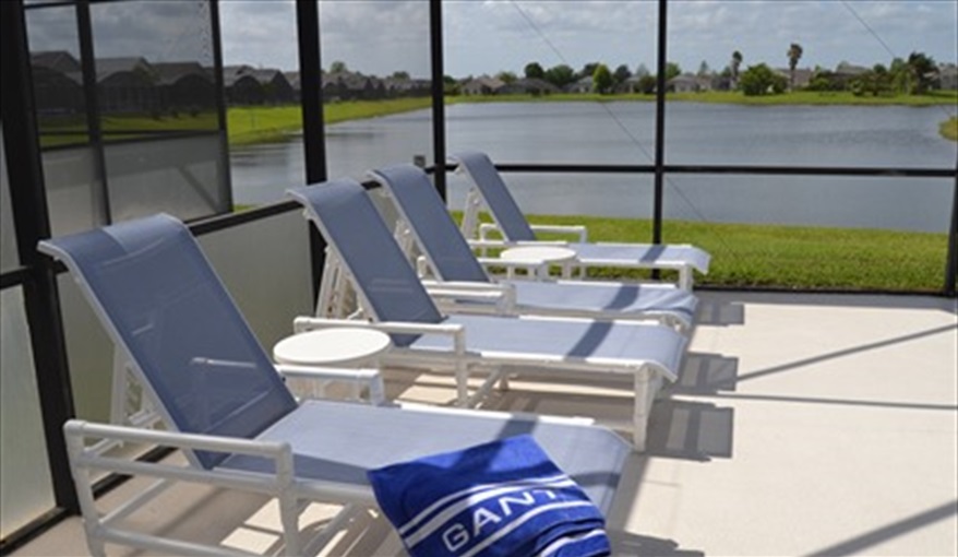 Great sunbeds. Waterside in Eagle Pointe, Kissimmee, Orlando