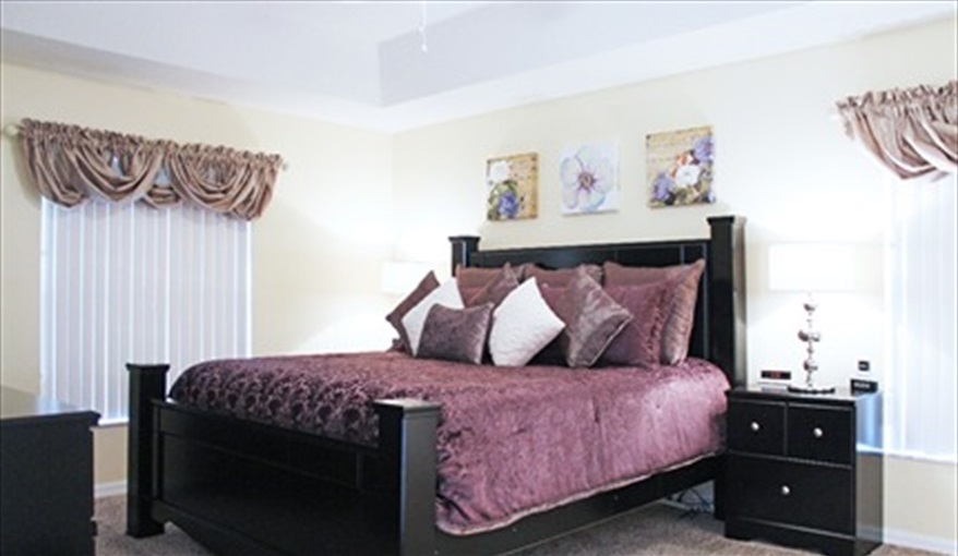 Master Bedroom With a Sumptuous King Size bed.. Palm Tree Villa - Pool Lift, 5 STAR RATING in Doral Woods, Kissimmee, Orlando