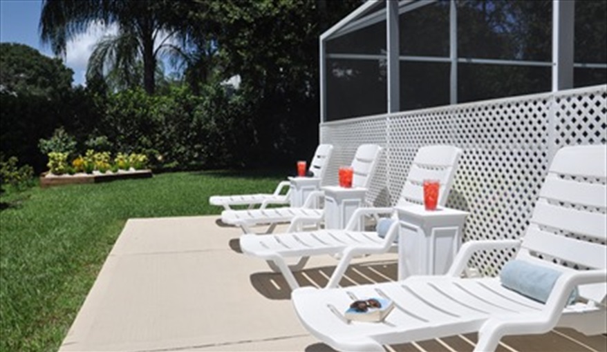 And Sun Deck to relax with a book and cool drink,. Palm Tree Villa - Pool Lift, 5 STAR RATING in Doral Woods, Kissimmee, Orlando