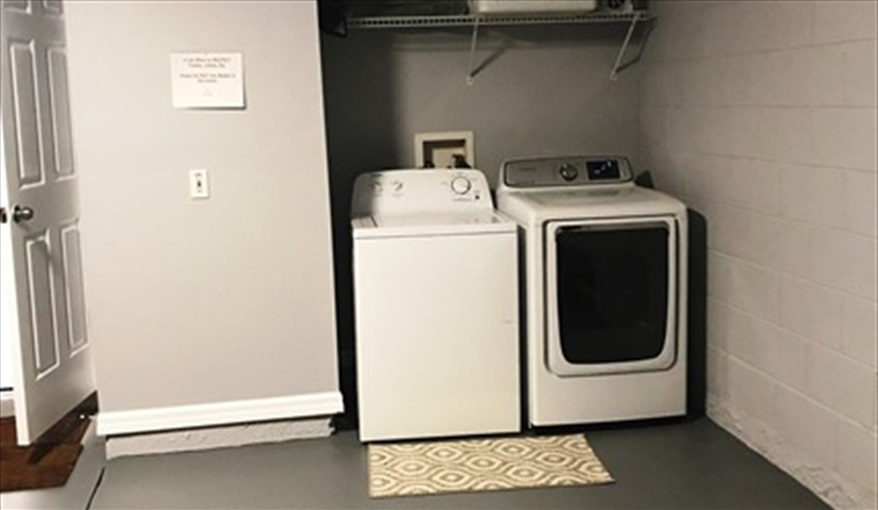 New Washer/Dryer. Villa Paradiso  in Eagle Pointe, Kissimmee, Orlando
