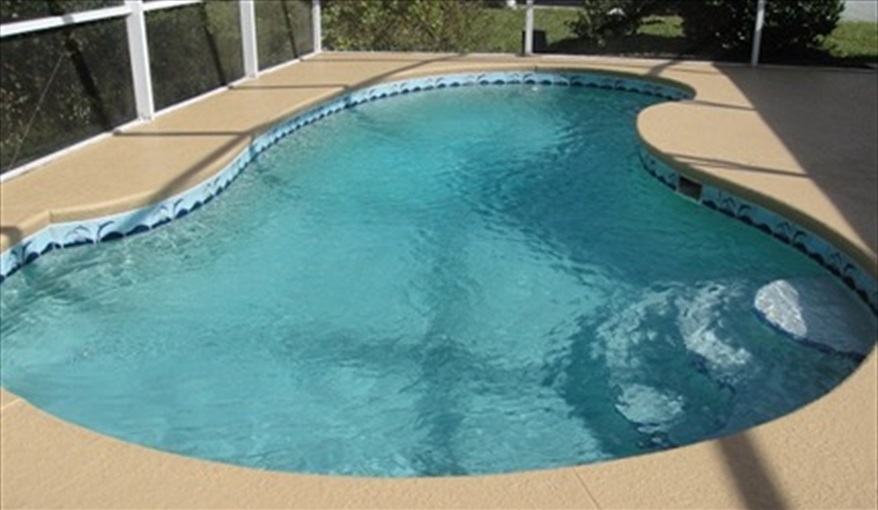 Fabulous 26ft X 15ft pool, sun drenched all day!. Villa Paradiso  in Eagle Pointe, Kissimmee, Orlando