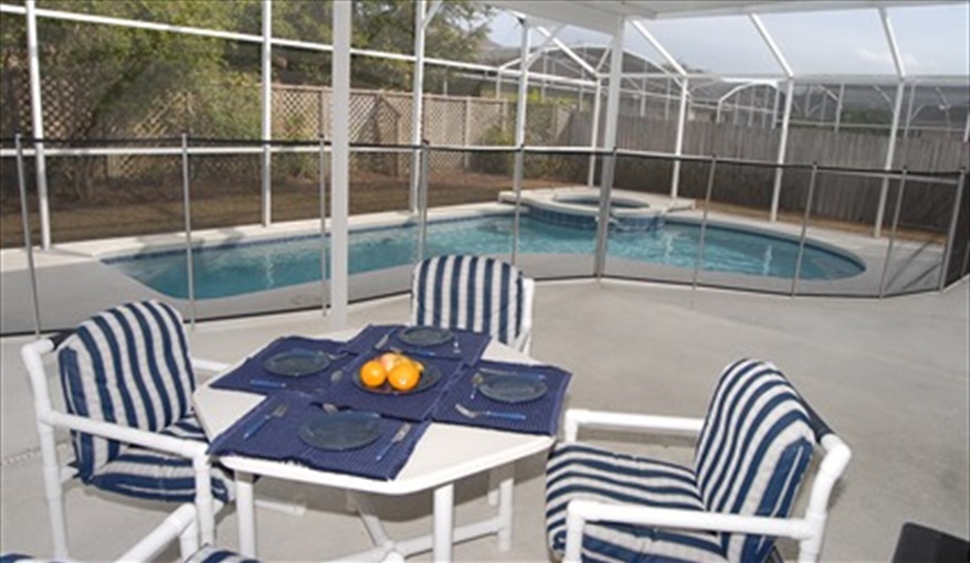 Complete with Pool, spa & lanai dining. My Florida House  in Esprit, Davenport, Orlando