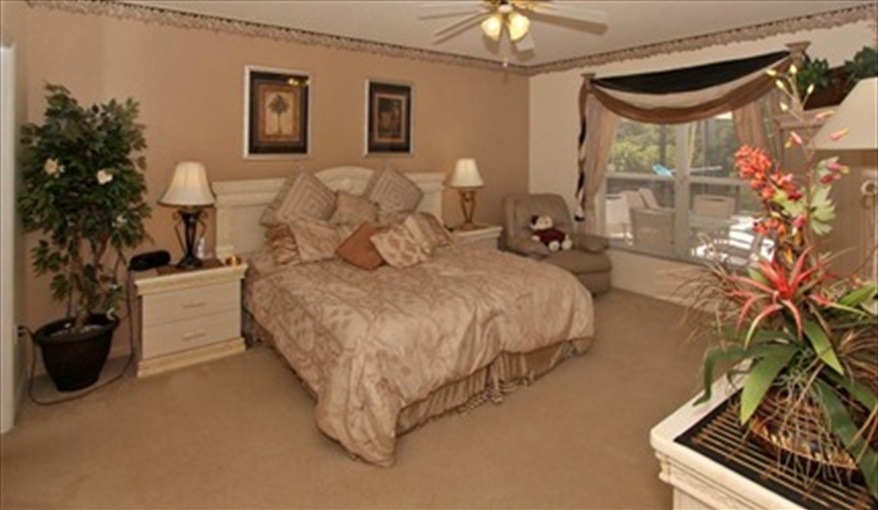 Master Bedroom 1. Scarlets villa in Lake Berkley Resort, Kissimmee, Orlando