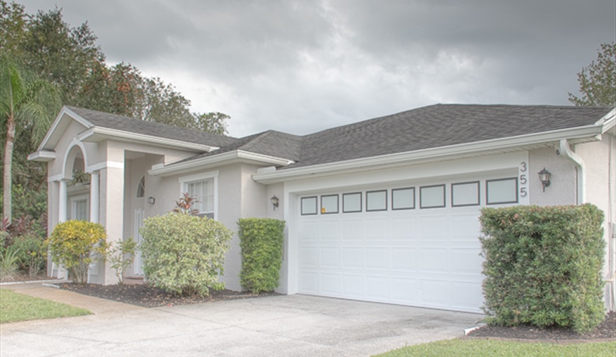 A Single Storey Detached Pool Home.. Hills Bay Hideaway in Bridgewater Crossing, Davenport, Orlando