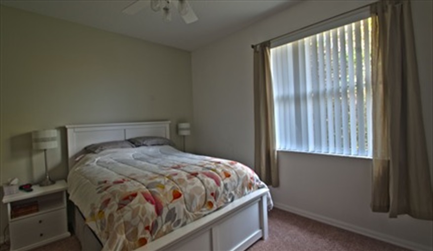 Queen Master Suite. Hills Bay Hideaway in Bridgewater Crossing, Davenport, Orlando