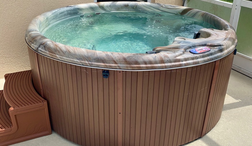 Hot Tub. Emerald Villas in Florida in Hampton Lakes, Davenport, Orlando