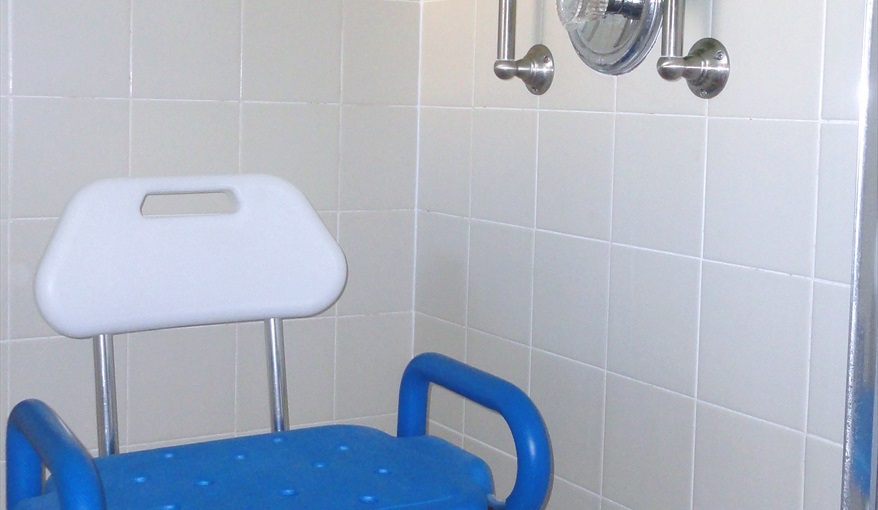 Shower Stool. Emerald Villas in Florida in Hampton Lakes, Davenport, Orlando