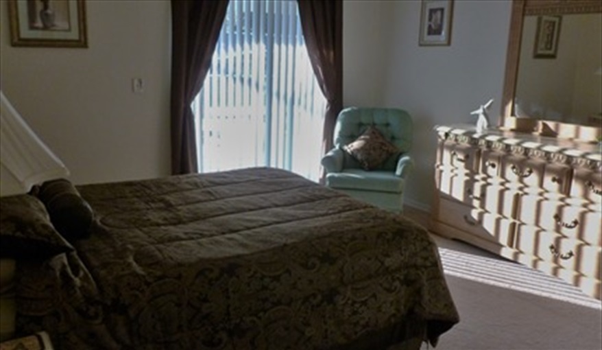 Master Bedroom. Westridge Palms----Free Wi-Fi, Free calls to the UK, Gas BBQ,Pool table ,Table tennis,  in Westridge, Davenport, Orlando