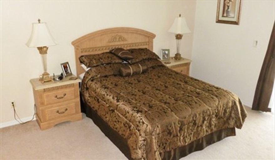 Master Bedroom. Westridge Palms----Free Wi-Fi, Free calls to the UK, Gas BBQ,Pool table ,Table tennis,  in Westridge, Davenport, Orlando