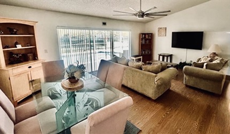 Family room. The Sunshine State Villa at Indian RIdge in Indian Ridge, Kissimmee, Orlando