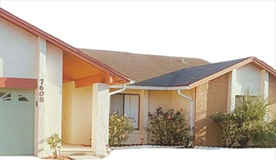 Luxury villa. The Sunshine State Villa at Indian RIdge in Indian Ridge, Kissimmee, Orlando