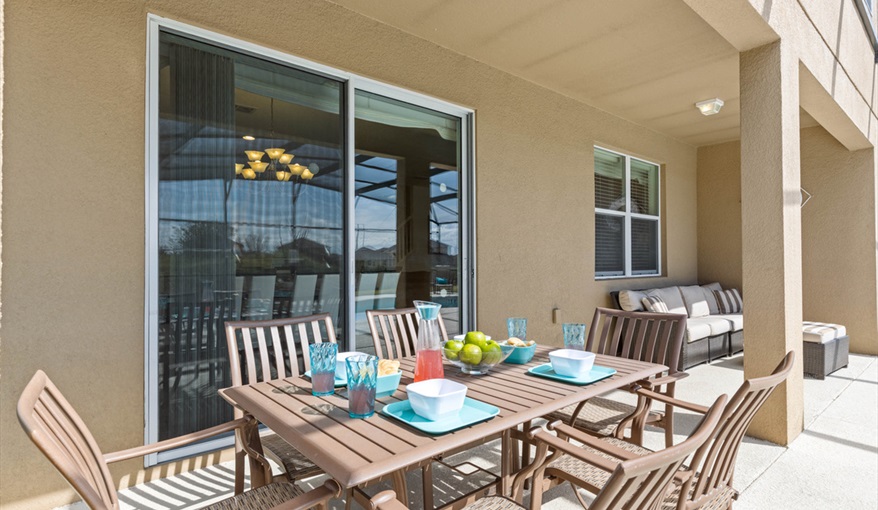 Villa Goofys Golf Getaway - Luxury Executive Disney Villa on Golf Course Gated Community, South Facing Pool,  No Rear Neighbours and Conservation Views in Providence, Davenport, Orlando