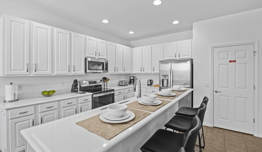 Fully equipped modern kitchen. Goofys Golf Getaway - Luxury Executive Disney Villa on Golf Course Gated Community, South Facing Pool,  No Rear Neighbours and Conservation Views in Providence, Davenport, Orlando