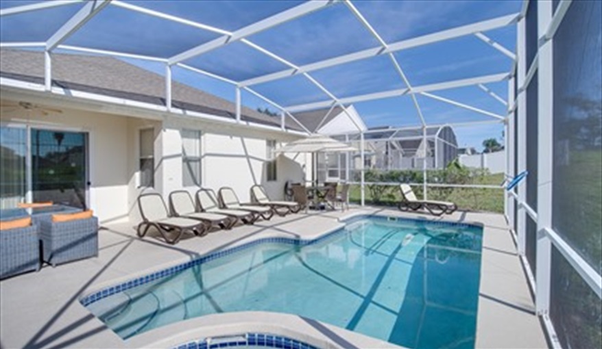 Chaise Sun Loungers. Villa Ansell in Highlands Reserve, Davenport, Orlando