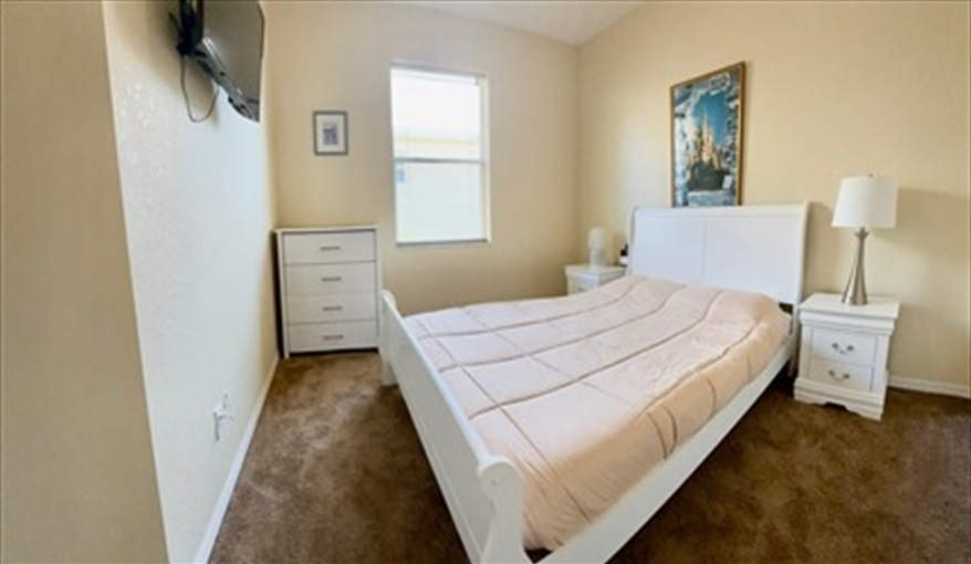 Queen Bedroom. Villa Ansell in Highlands Reserve, Davenport, Orlando