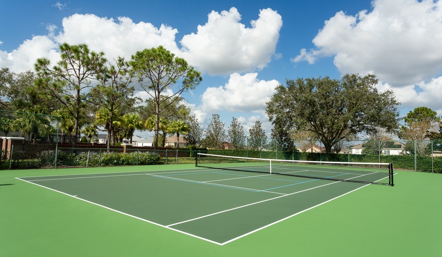 Tennis & Pickleball Court. Manor Palms Villa - Great Location, Great Home in The Manors At Westhaven, Davenport, Orlando