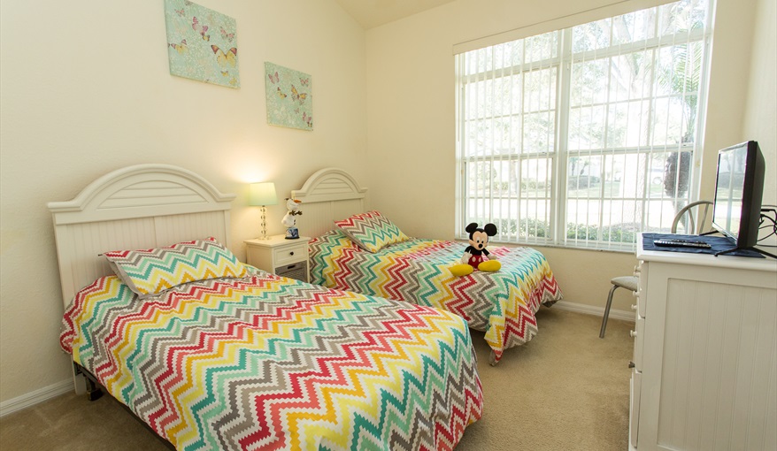 Twin Bedroom. Manor Palms Villa - Great Location, Great Home in The Manors At Westhaven, Davenport, Orlando