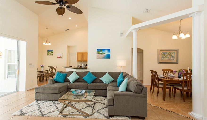 Family room open plan. Manor Palms Villa - Great Location, Great Home in The Manors At Westhaven, Davenport, Orlando