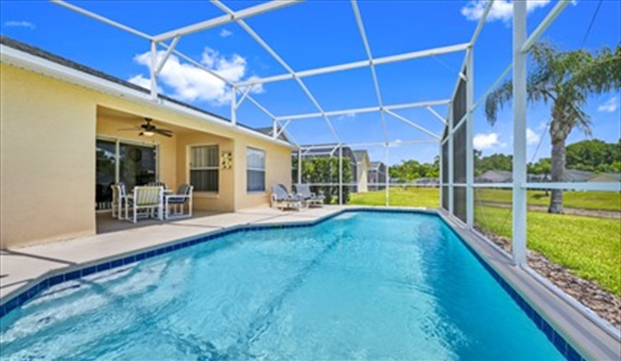 Private pool deck. Three Palms Villa in Town Centre Reserve, Davenport, Orlando