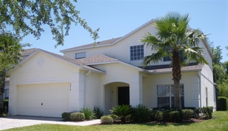 Outside Front. Grand Cumbrian in Cumbrian Lakes, Kissimmee, Orlando