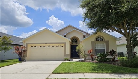 Villa Exterior. Lakeside Lodge at Eagle Pointe in Eagle Pointe, Kissimmee, Orlando