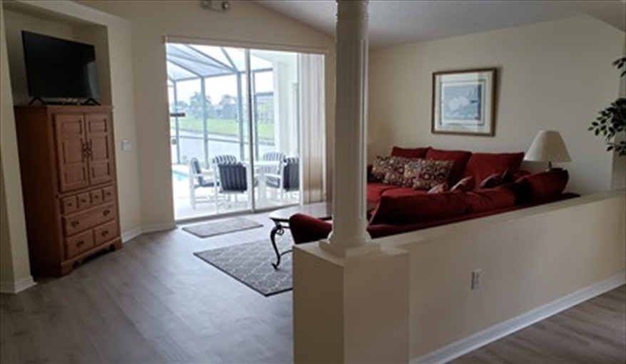 Living Room. Lakeside Lodge at Eagle Pointe in Eagle Pointe, Kissimmee, Orlando
